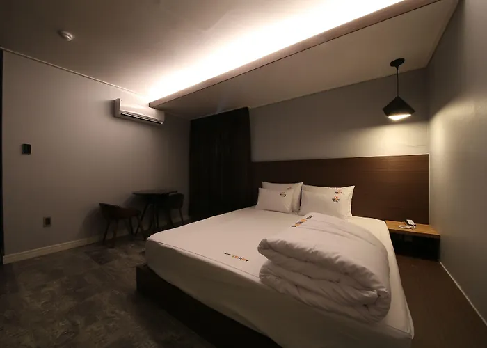 Hotel The Stone Bridge Sasang Busan