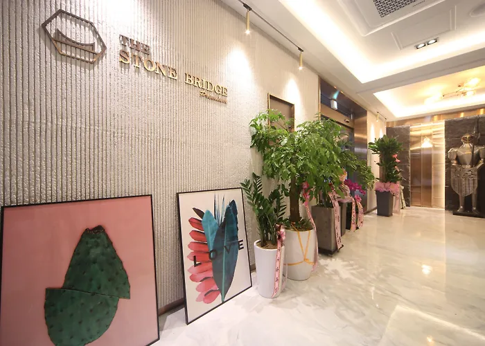 The Stone Bridge Sasang Hotel 2*