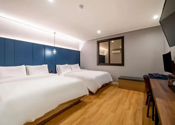 Hotel The Stone Bridge Sasang