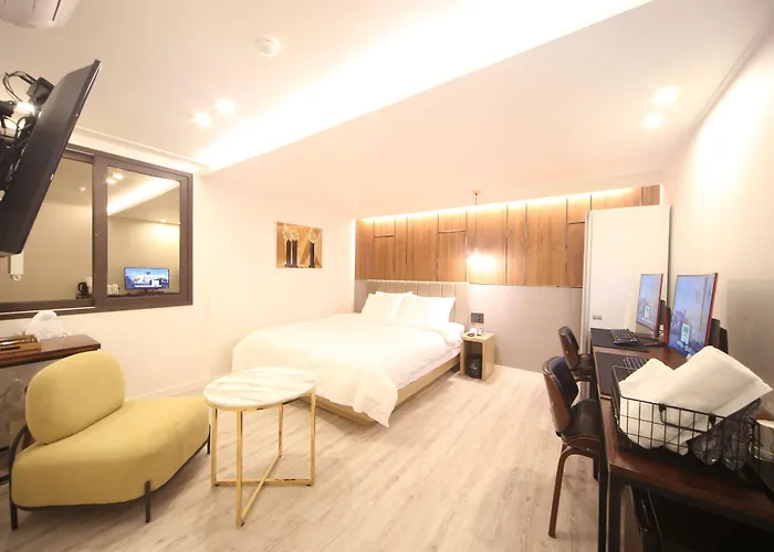 Hotel The Stone Bridge Sasang 2*