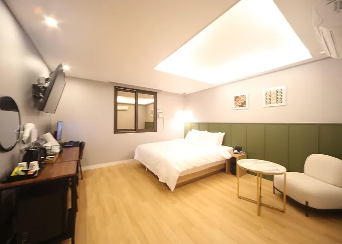 Hotel The Stone Bridge Sasang 2*