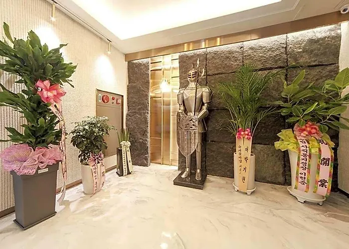 The Stone Bridge Sasang Hotel 2*