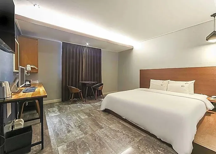 Hotel The Stone Bridge Sasang 2*